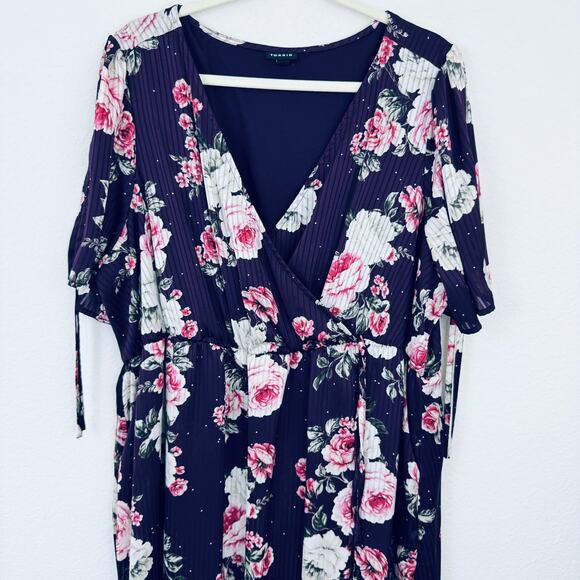 Torrid Womens Midi Dobby Satin Surplice Wrap Dress Size 3X Romantic Roses Floral - Picture 4 of 14